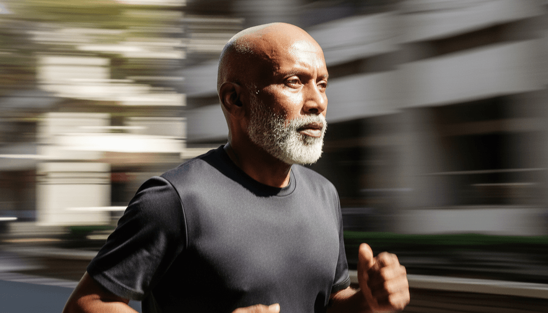 गतिशील एनीमेशन जो ध्वनि तरंगों को दृश्य तत्वों जैसे धूल भरे तारों और फैलते हुए नीहारिकाओं में बदलते हुए दिखाता है, DAS Music के 'Kala awakashaya' के साथ सिंक्रनाइज़ किया गया है।