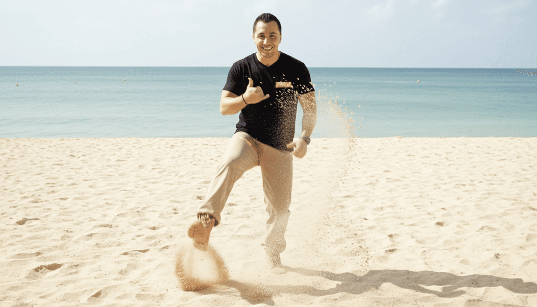 danteshoes0610의 'El Rey'에 대한 음파와 가사를 분석하는 AI, 배경에는 활기찬 쿰비아 댄서가 보입니다.