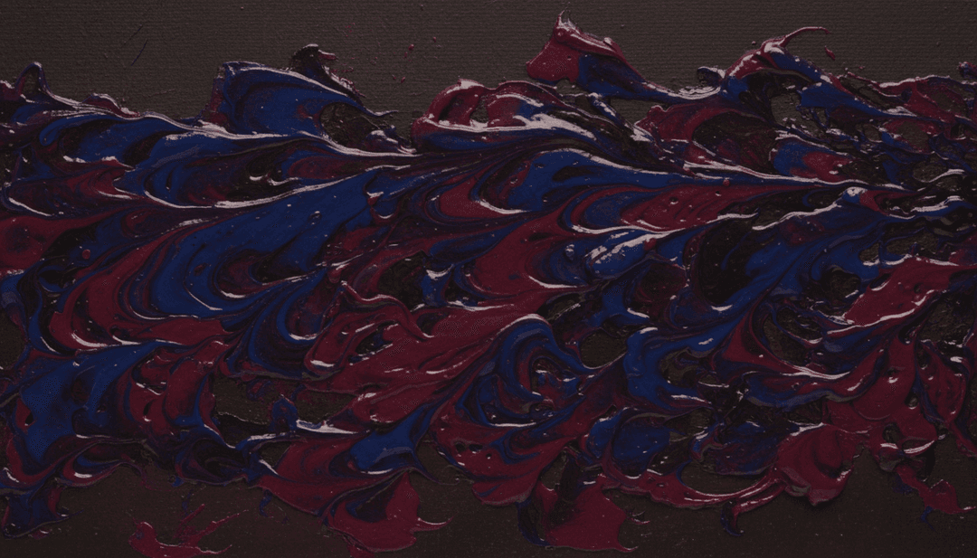 Utente che interagisce con l'interfaccia intuitiva di freebeat.ai per generare video musicali personalizzati