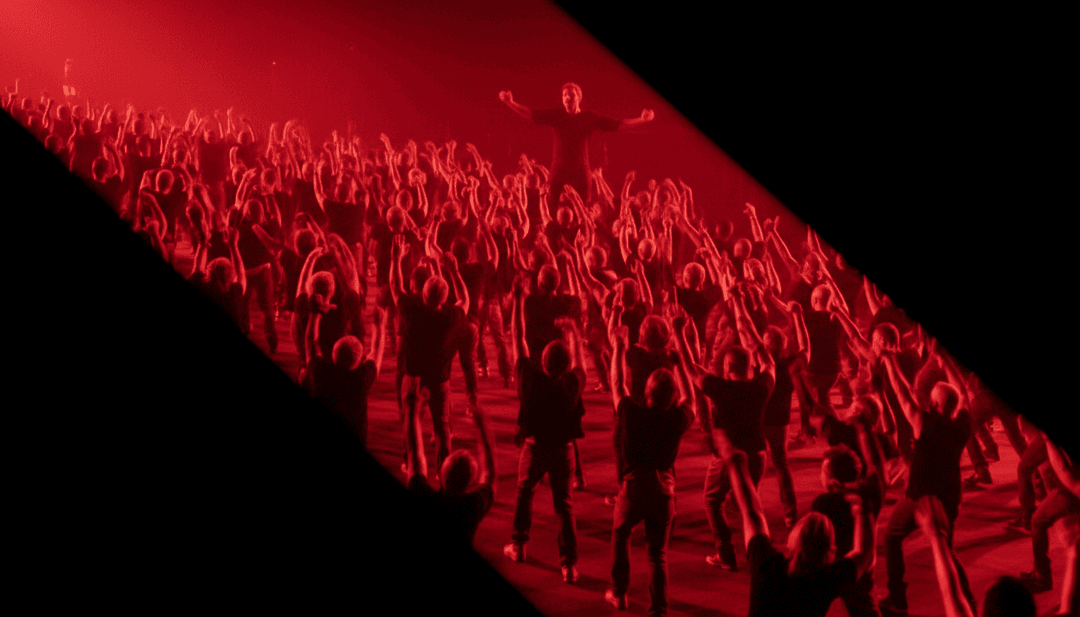 freebeat.ai का उपयोगकर्ता इंटरफ़ेस जो AI संगीत वीडियो और कवर बनाने के विकल्प दिखाता है।