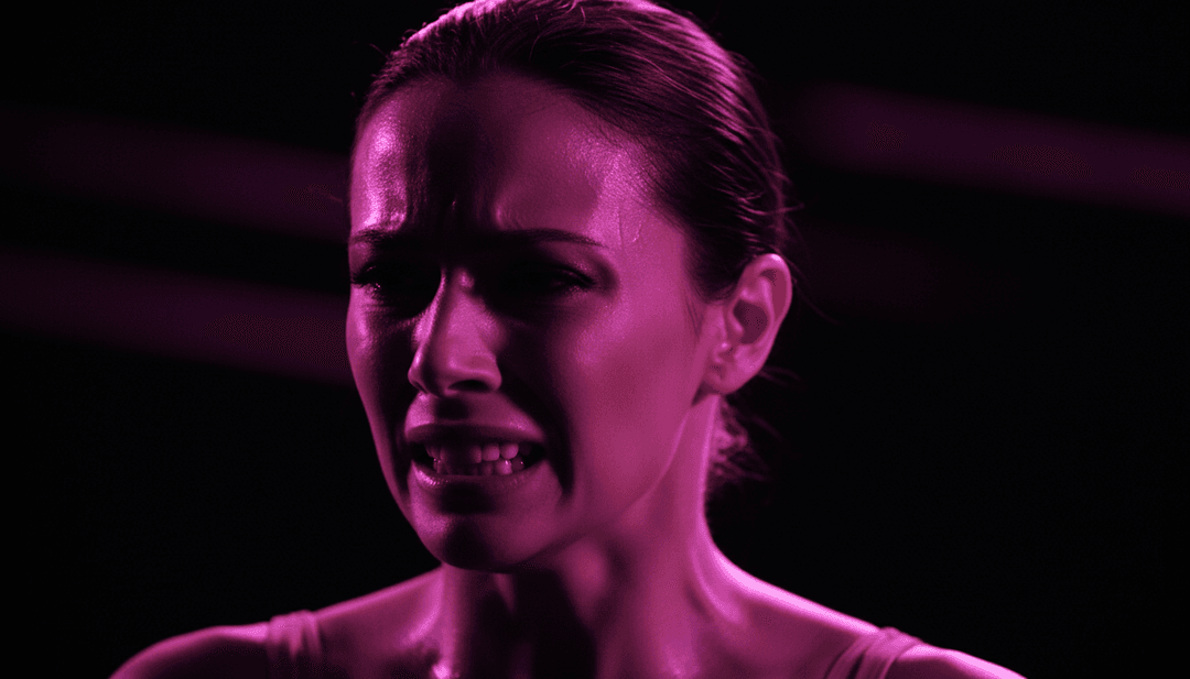 'No Room For A Saint' के लिए म्यूजिक वीडियो बनाते हुए freebeat.ai इंटरफ़ेस के साथ उपयोगकर्ता की बातचीत