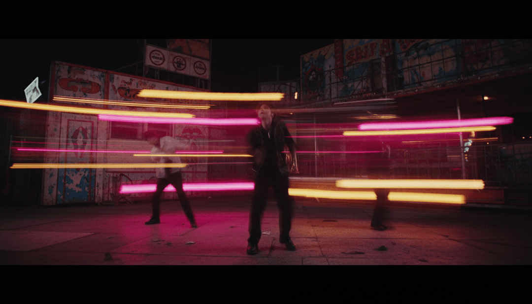 为 BTS 的 'Dynamite' 生成的动态 AI 场景，展示同步舞者、闪烁的迪斯科球、城市风光和充满活力的波普艺术，可视化歌曲的能量。