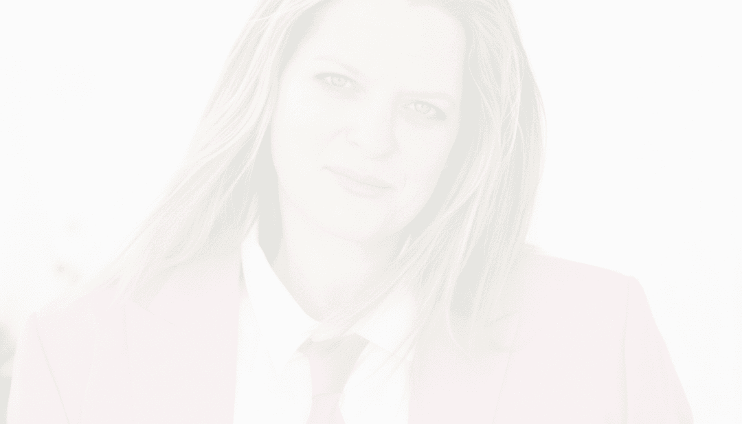 ベースドロップと点滅するシンセライトに同期したエネルギッシュな視覚効果。「Break The Cycle.mp3」のエレクトロニックな雰囲気を体現しています。