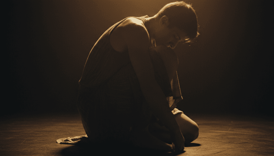 IA analisando música country folk, visualizando espelhos quebrados refletindo uma paisagem serena mas melancólica, simbolizando o tema da música.