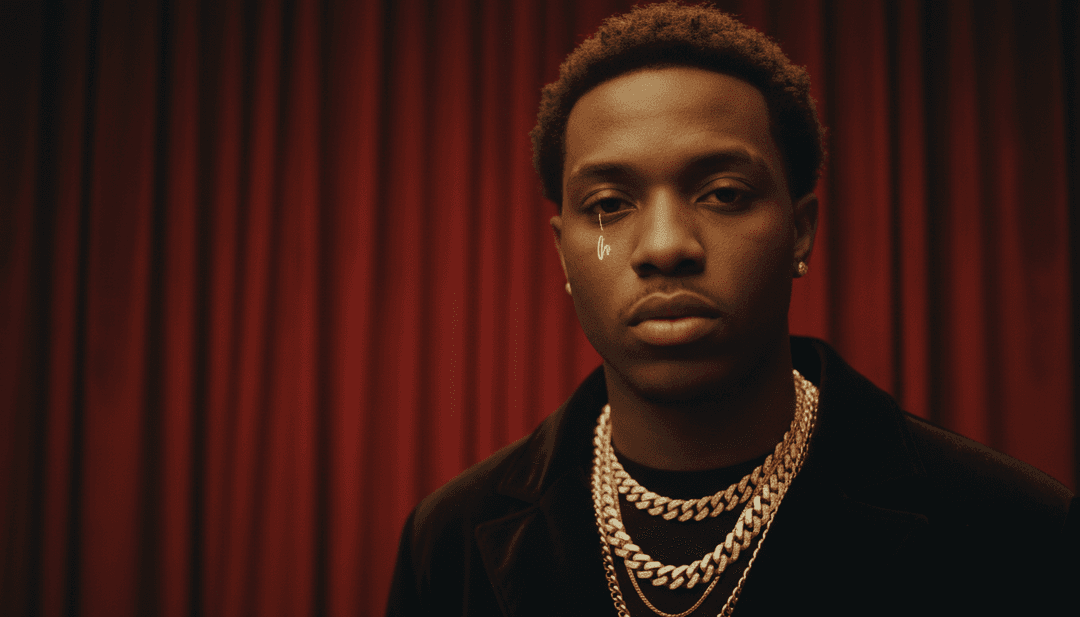 Immagini astratte dinamiche che rappresentano l'analisi iniziale dei ritmi hip-hop e trap di 'OPEN IT UP', con onde sonore vibranti che si trasformano in arte digitale.