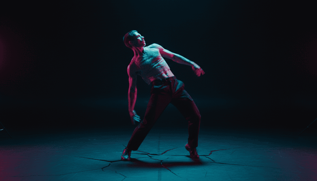 Une représentation visuelle fluide d'un rythme deep house se transformant en une mélodie R&B, illustrant le mélange des genres et des effets visuels.