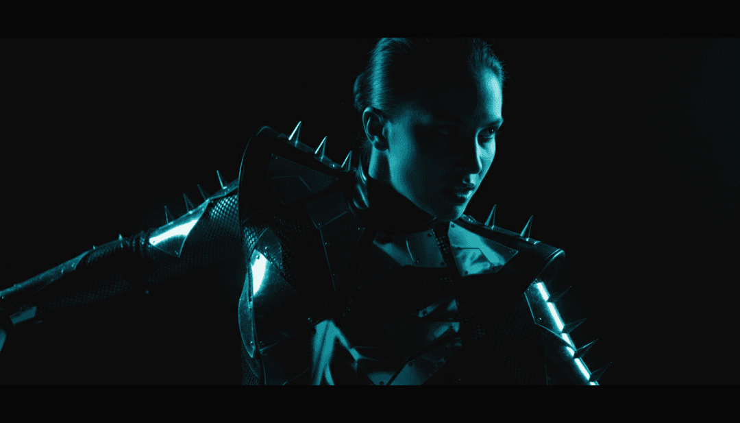 AI 뮤직 비디오 생성기가 cassö, RAYE, Valexus, D-Block Europe의 'Prada (Valexus Remix)' 사운드 파형을 해석하는 추상적인 시각적 표현.