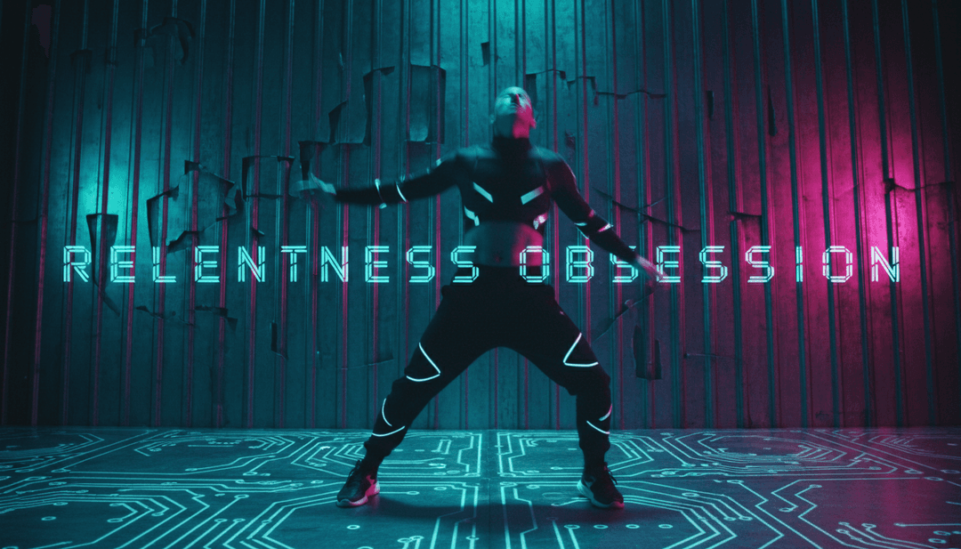 Utilisateur créant un clip musical AI sur l'interface freebeat.ai, montrant un clip musical vibrant final pour 'Can't Stop Loving You' diffusé sur un écran.