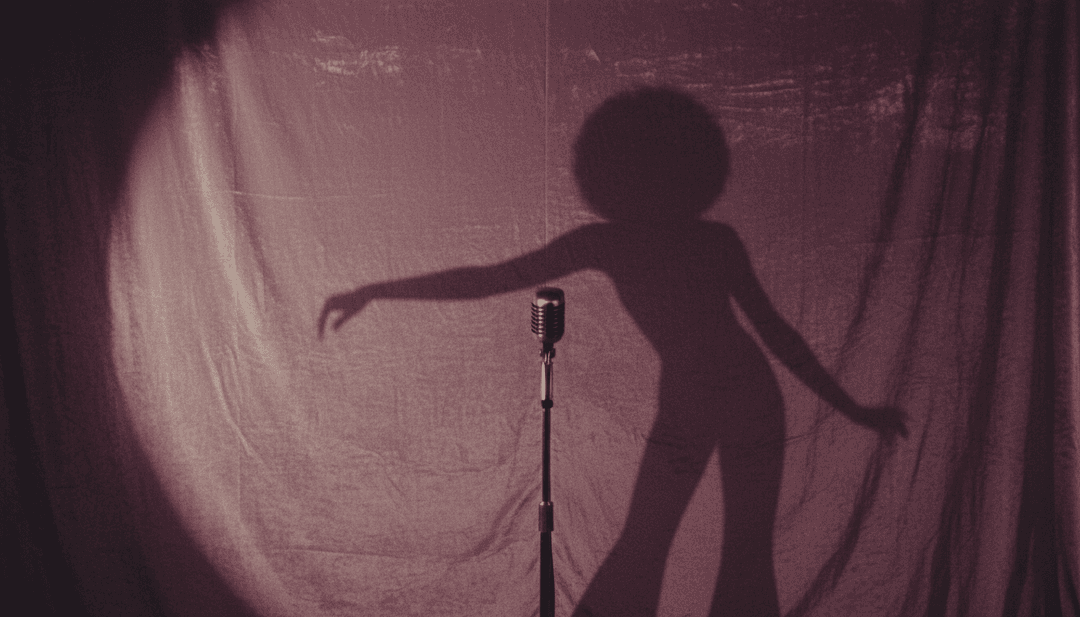 KI analysiert Wellenformen und Liedtexte von 'Man I Need' von Olivia Dean, zeigt abstrakte visuelle Interpretationen von Neo-Soul- und R&B-Elementen.