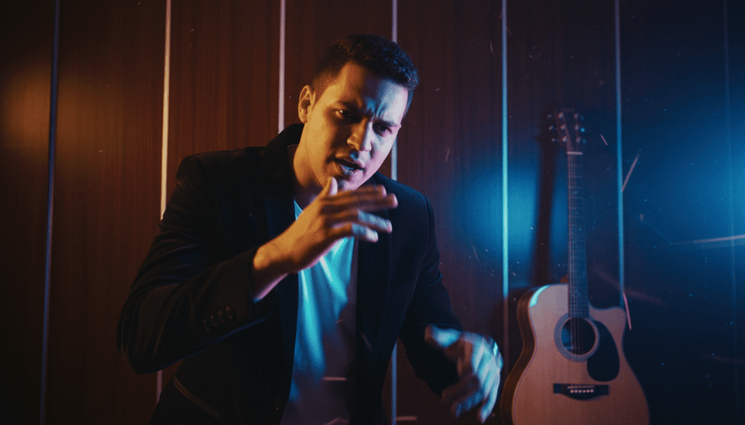 Un montaje de escenas callejeras urbanas dinámicas generadas por IA, ediciones rápidas y potentes visuales de personajes, sincronizado perfectamente con las caídas y las inflexiones vocales de 'Malvadão 3'.